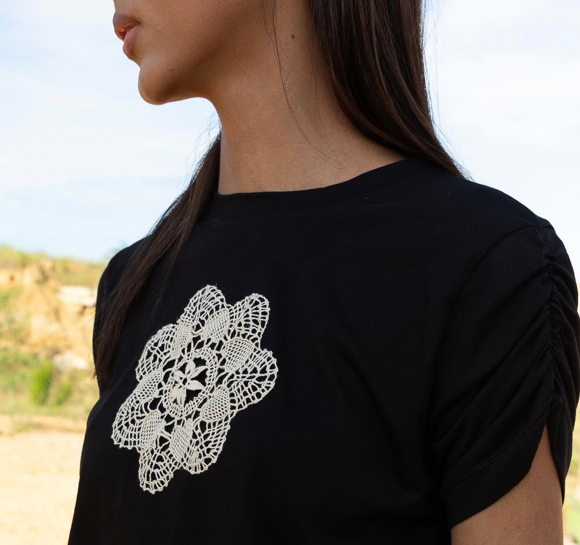 Sand Black T-shirt