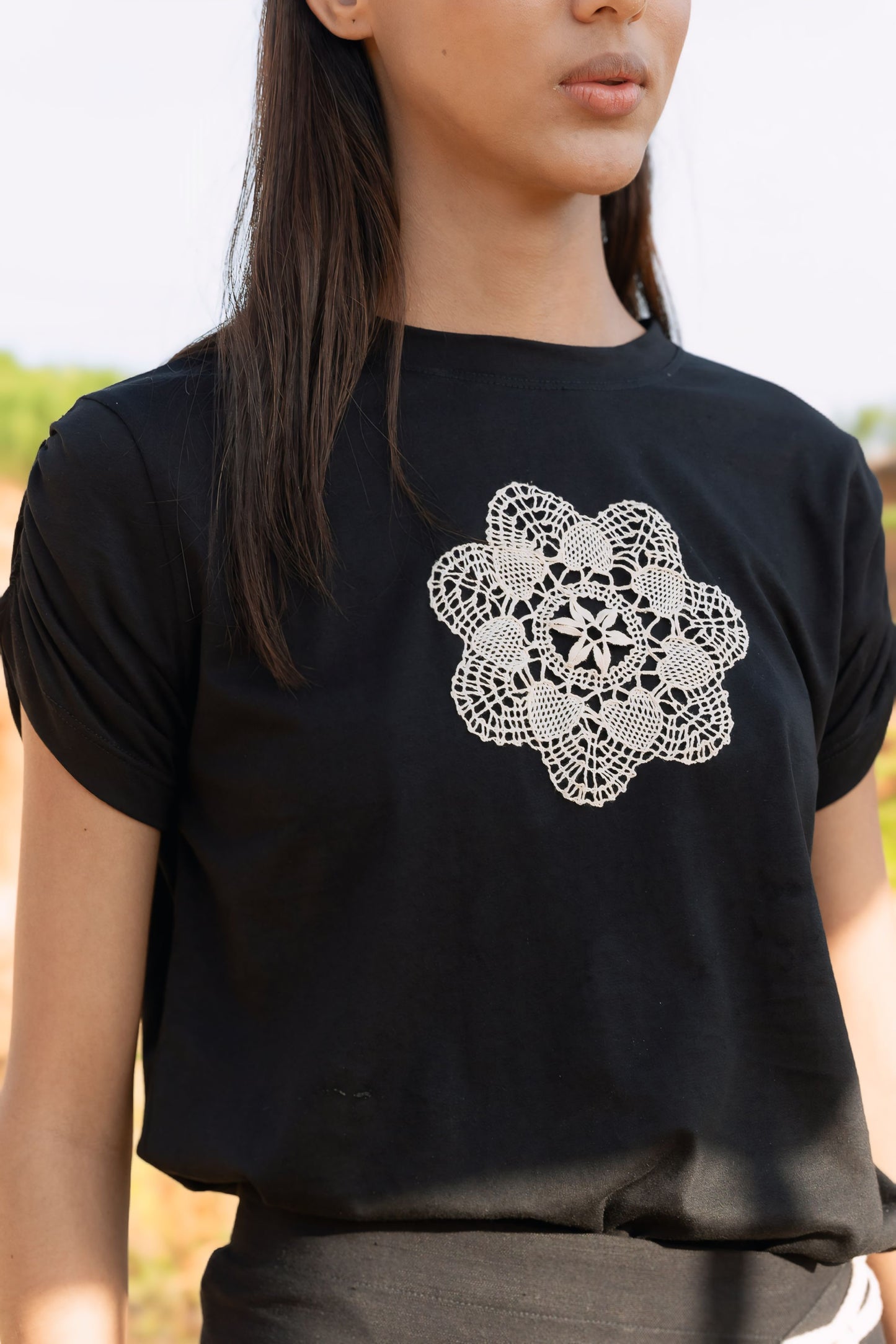 Sand Black T-shirt