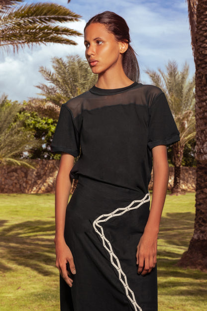 Leona Black T-Shirt