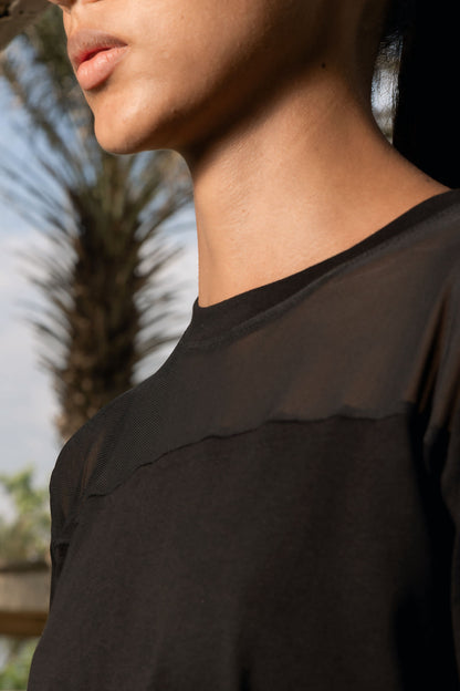 Leona Black T-Shirt